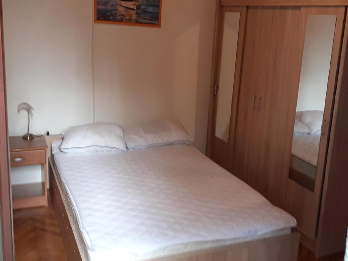 Apartments Rudi Klenovica Eksteriør bilde